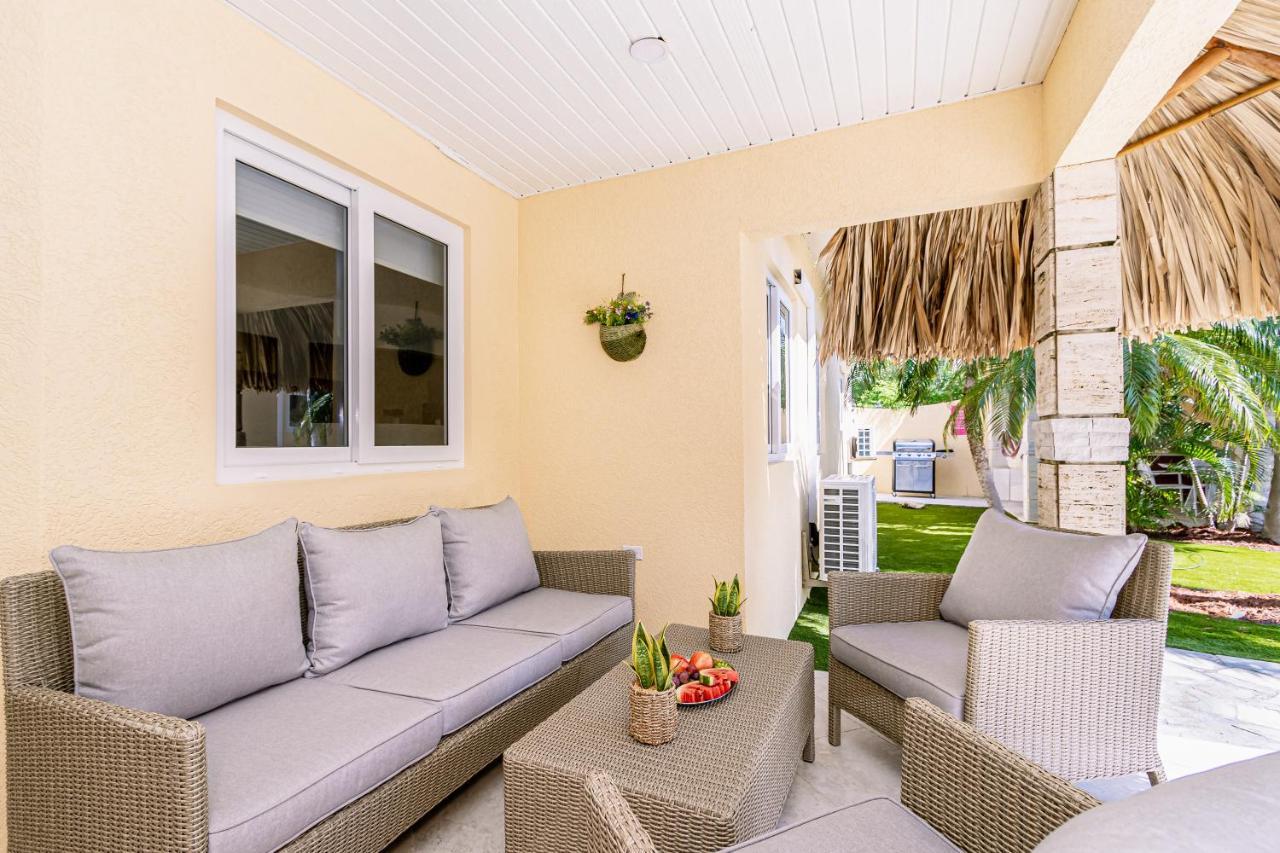 Ruby 15 Villa Palm Beach Eksteriør bilde