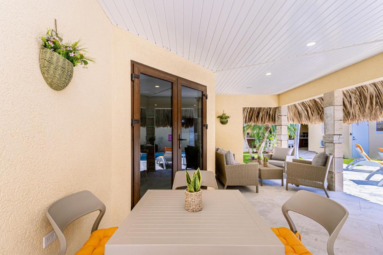 Ruby 15 Villa Palm Beach Eksteriør bilde
