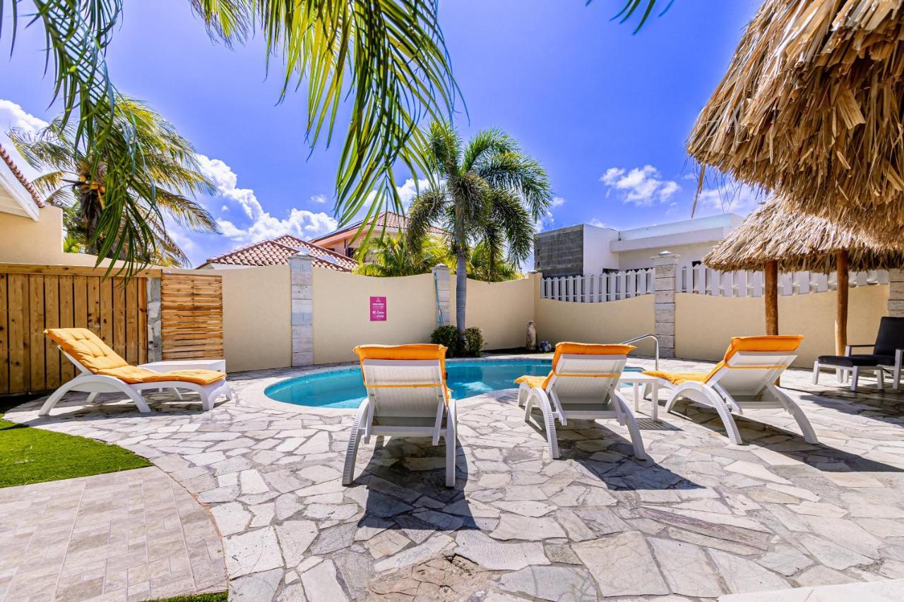 Ruby 15 Villa Palm Beach Eksteriør bilde