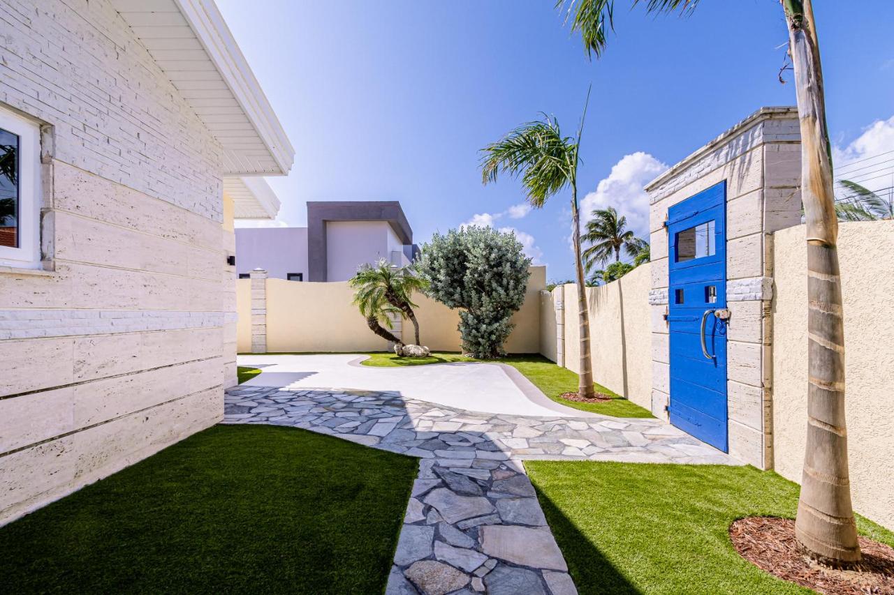 Ruby 15 Villa Palm Beach Eksteriør bilde